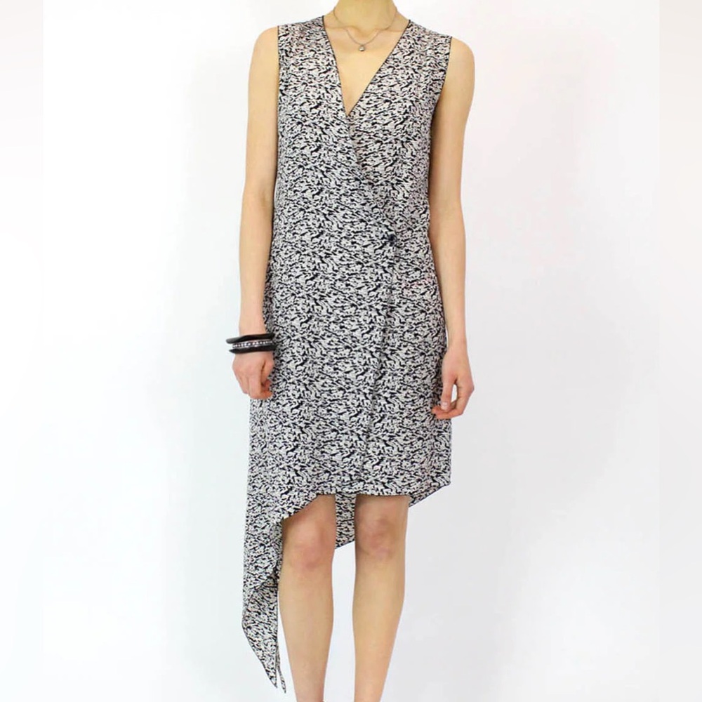 CHANEL 2003 Cruise Collection wrap dress w/ village/CHANEL print sz 34